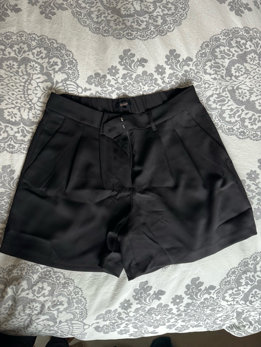 Black Women's Tailored Shorts - Quince
